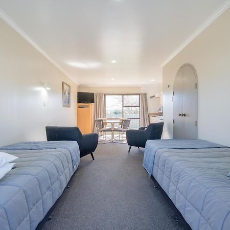 Te Anau Motel & Apartments Exterior photo