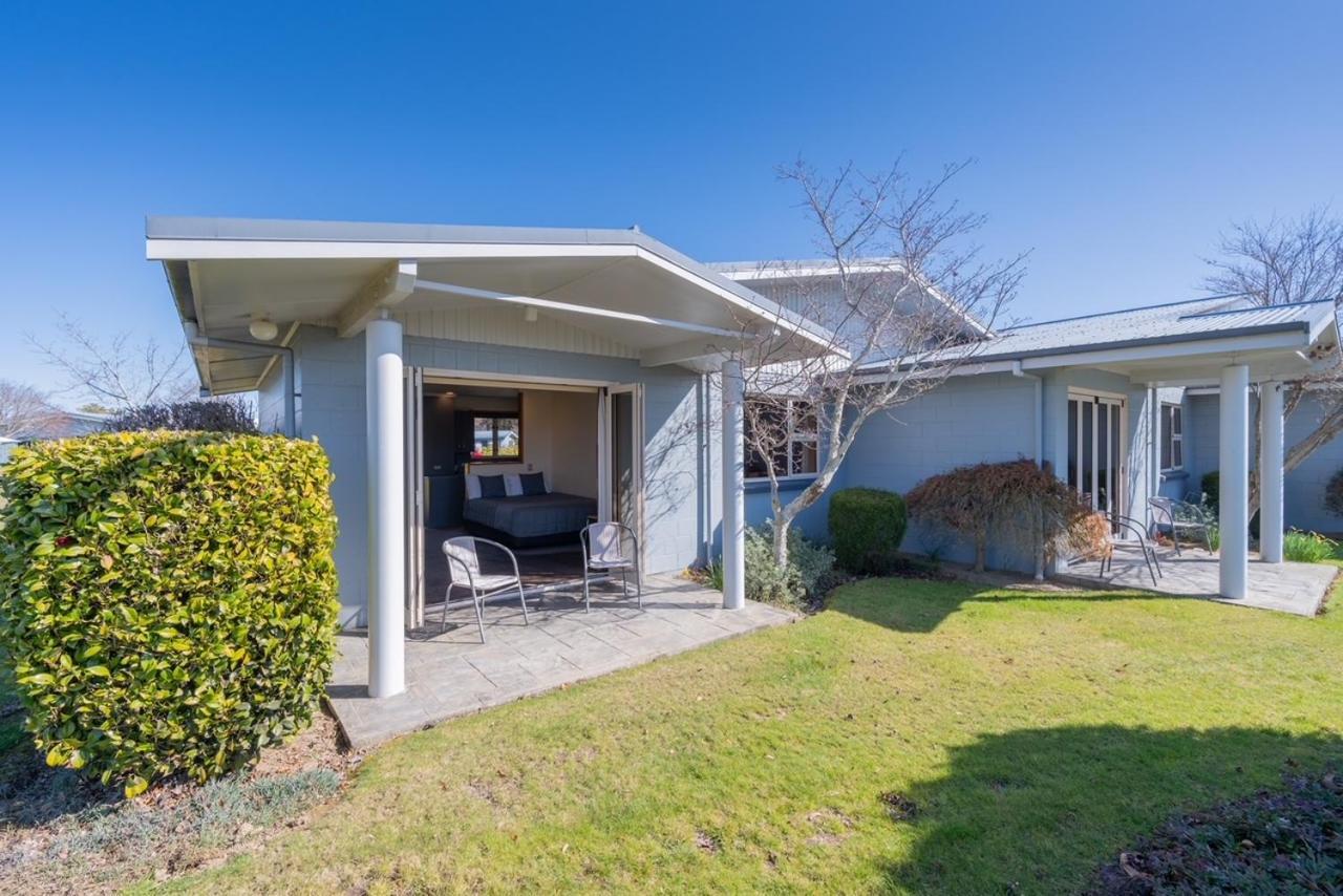 Te Anau Motel & Apartments Exterior photo